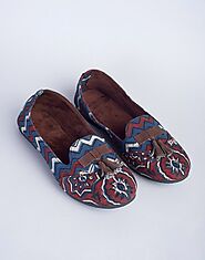 Shop for Ethnic Footwear for Women at Fabindia