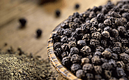 What is the advantage of eating black pepper?