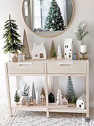 10 Festive Christmas Entryway Console Table Decorating Ideas For The Foyer