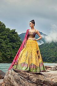Gorgeous Summer Wedding Outfits for Brides-to-Be that You MUST CHECK Right Now | by Madhuri Roy | Feb, 2023 | Medium