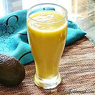 Pineapple Pear Avocado and Orange Juice Smoothie