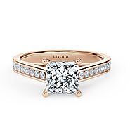 What is the Best Wedding Band for A Woman?