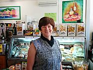 Meet the Shopkeeper: Sue and Oscar from Pasta D'Vine in Beerwah