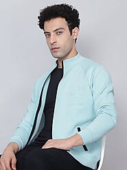 Get Upto 50% Off on Trendy Winter Jackets & Windcheater @ Beyoung