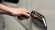 How Much Does An Auto Locksmith Cost To Hire For Your Car Unlocking?