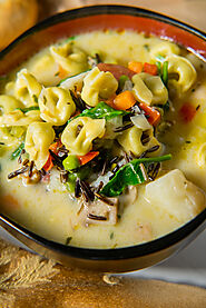 Creamed Garlic mushroom with crusty bread