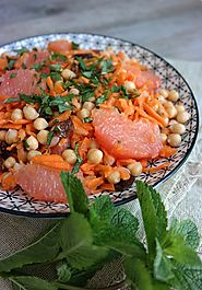 Salade marocaine aux pois chiches - Végémiam | La référence des recettes végétariennes et végétaliennes