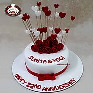 Red flowers & Hearts cake in Gurgaon