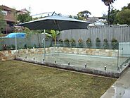 Improve Strength of Your Swimming Pool Fencing With Glass Panels