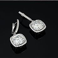 How to Safely Store and Preserve Women's Diamond Earrings?