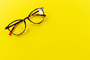 Buy Spectacles to Enhance your Look!
