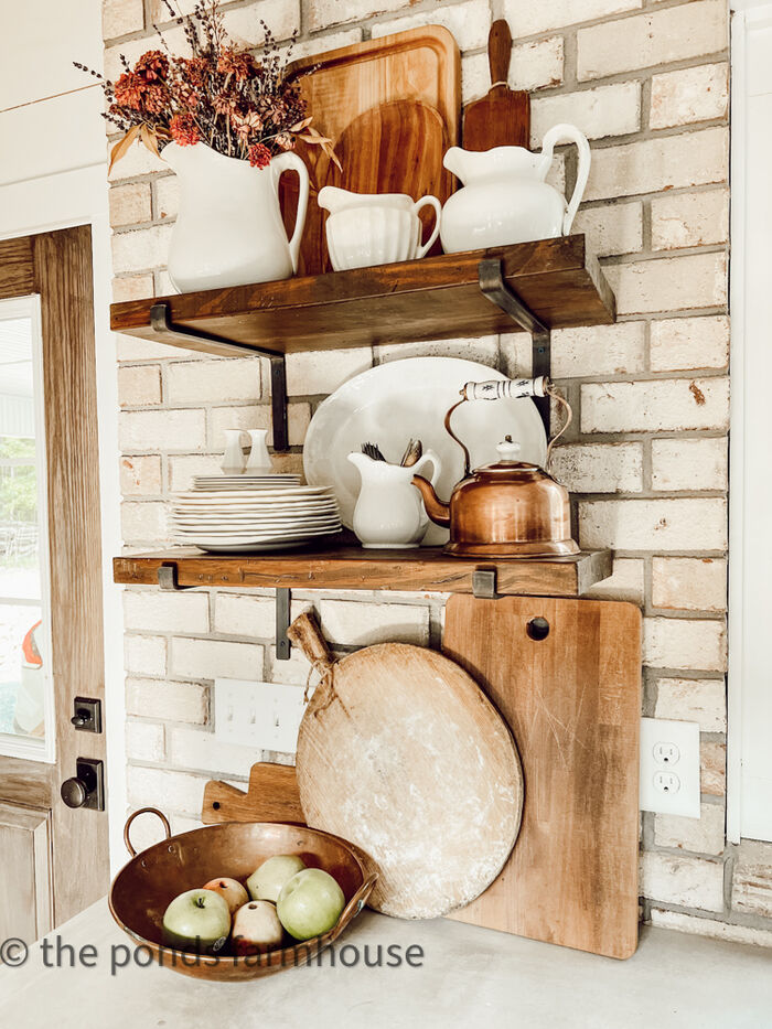 Country Farmhouse Kitchen Decorating Ideas You'll LOVE | A Listly List