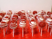Cake Pops by Leilani