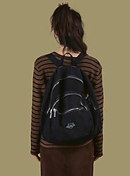 UNIF XL Sif Backpack - Unif Exclusive Store