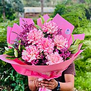 Trending Hot Pink Flower Bouquet