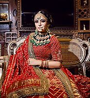 Wedding Bridal Makeup Artist, Top 10 Salon for Makeup Artist in Ahmedabad, Lafemmeindia.com