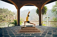 Yoga Courses for Beginners in Rishikesh, India – Rishikesh Yogpeeth