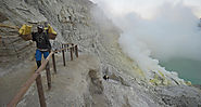 Objek Wisata Kawah Gunung Ijen Tempat Melihat Blue Fire di Indonesia -