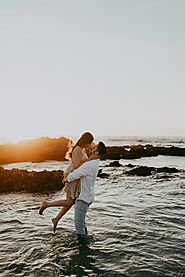 Engagement Photographer in Santa Cruz | Romantic Engagement Sessions