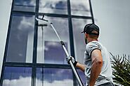 window cleaner