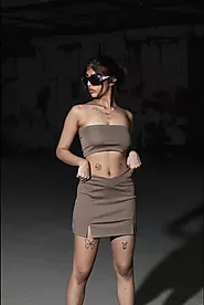 Beeglee Alert The Versatility of Women's Skirts V Cut Pencil, Ribbed Knit, and Parachute Mini Skirt''