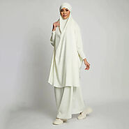 Buy a stunning white knee-length Jilbab Khimar Abaya with chic Chunnat Sleeves online for a luxurious and modest look.