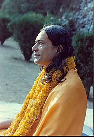 Jagadguru Shree Kripalu ji Maharaj – About – Bhagavad Gita, The Song of God – Swami Mukundananda