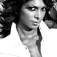 Nina Manuel