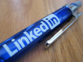 How To Build Your Personal Brand on LinkedIn [21 Useful Tips]