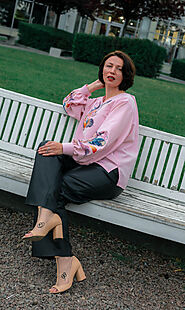 How to Care for Your Linen Blouse: Maintenance Tips