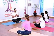 What are the details of yoga teacher training in Rishikesh?