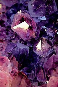 Immerse Yourself in Enchanting Diamond Stories on Diamontrends.net.