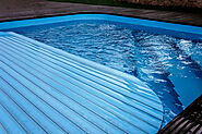 Exploring the Pros and Cons of Automatic Pool Covers