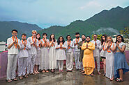 Best Yoga Teacher Training School in Rishikesh