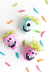 DIY MONSTER CANDY BUCKET - Tell Love and Party
