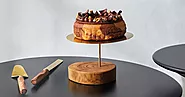 Royal: Gold Cake Stand
