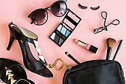 10 Trending Women Accessories Bloggers Desirably Value | Styled