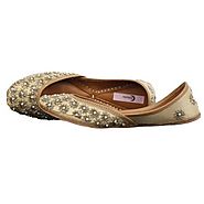 Embroidered Punjabi Juttis - An Ultimate Choice For Every Occasion