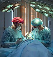 Exploring the Advantages and Risks of Laparoscopic Surgery