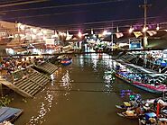 Amphawa Floating Market