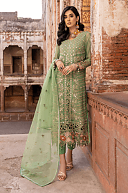 Winter Pakistani Branded Dresses 2023