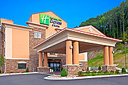 Holiday Inn Express & Suites Ripley, an IHG Hotel - 110 Memorial Drive, RIPLEY, WV, US, 25271-1164, 2.5 stars