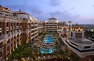 Website at https://heritagemadurai.com/2023/08/02/which-country-has-the-most-5-star-hotels/