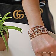 Exploring the Timeless Versatility of Gemstone Bracelets