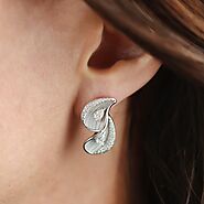 What Kind Of Earrings Are Supposed To Be The Best?