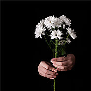 Condolence Flowers, Sympathy, Funeral flower delivery in Dubai, Sharjah, Adu Dhabi - Aiwa Flowers