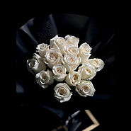 Black and White Rose Bouquet | Rose Bouqet | Fresh Flower Delivery Dubai – Aiwa Flowers