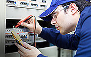 How to Become an Electrician | Electrician Careers