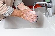 How to Help Seniors Prevent Infections