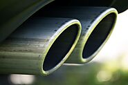 What is the difference between single and dual exhaust system?